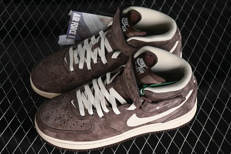 All categories Nk Air Force 1 Air Force series Nk Air Force 1 Mid Air Force mid-top Nk Air Force 1'07 Mid QS Brown Air Force One mid-top casual sneakers DM0107-200
